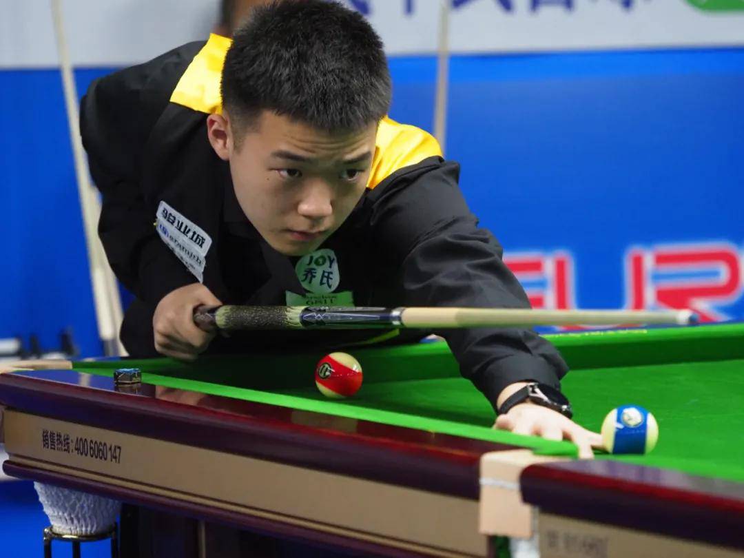 场比赛的控 场比赛的控